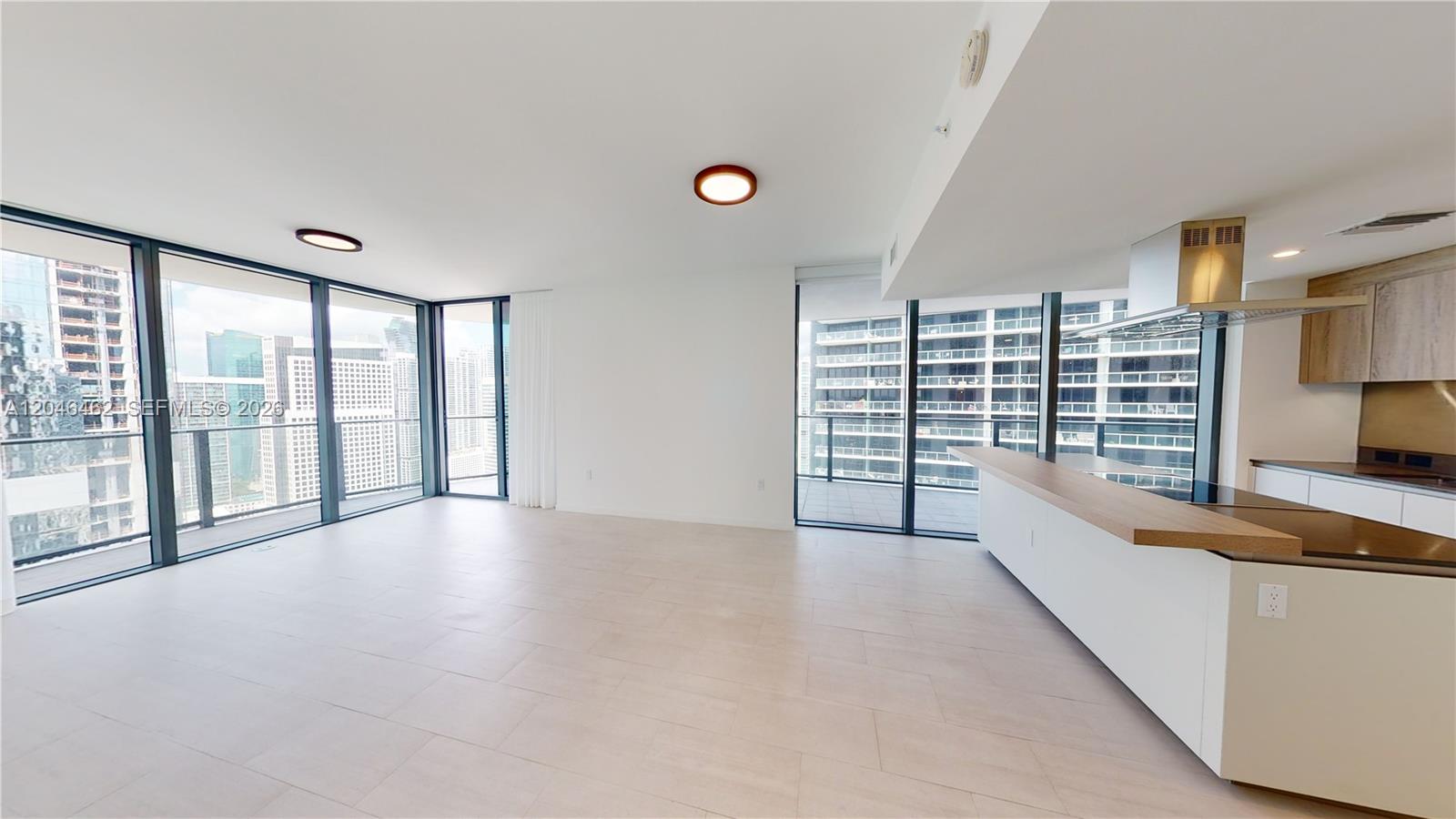1000 Brickell Plaza 3915, Miami, FL 33131