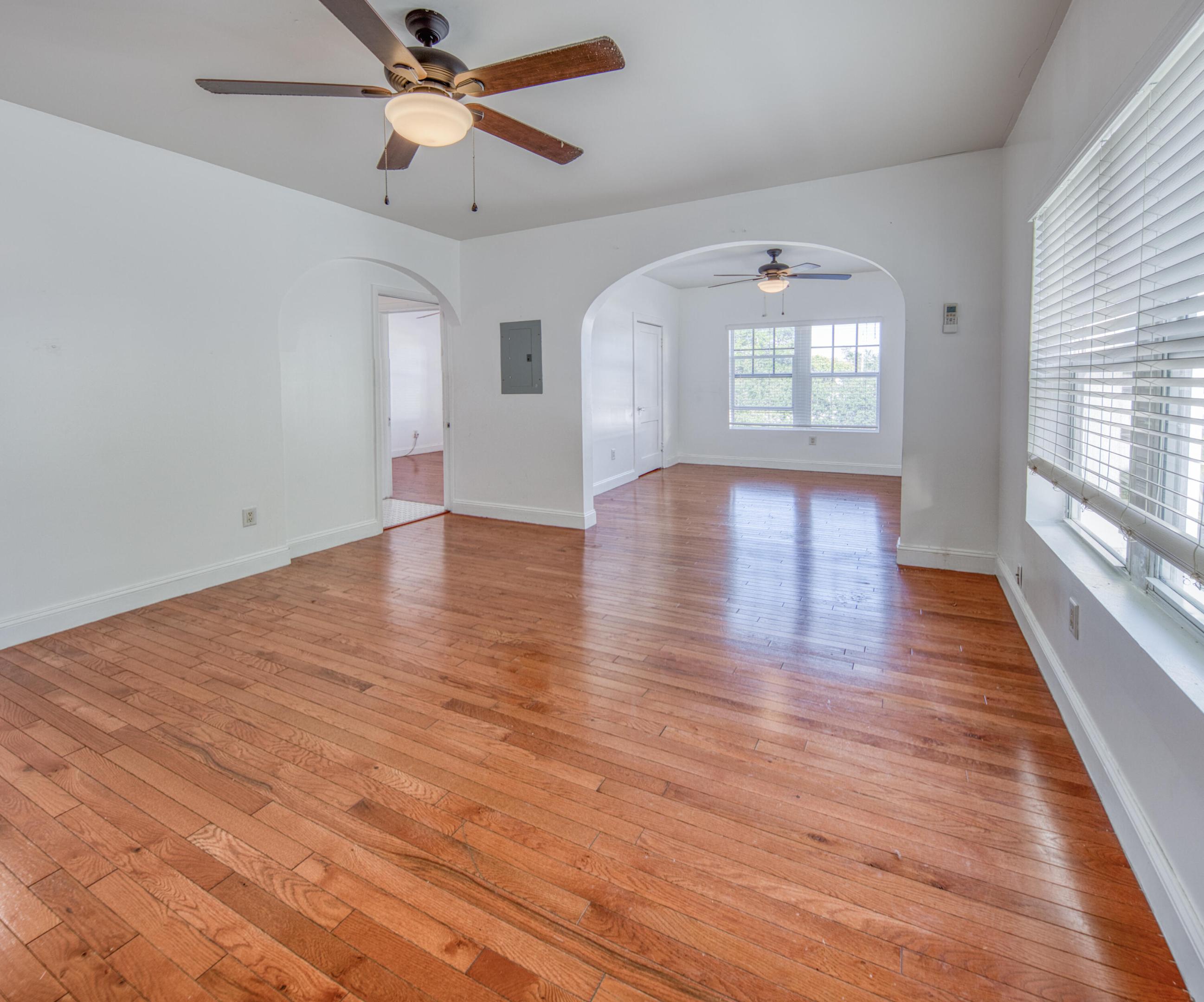 205 N Federal Highway # C, Lake Worth Beach, FL 33460