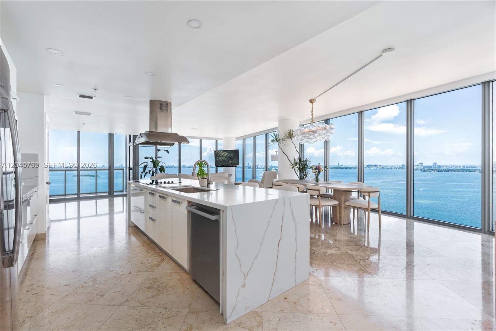 601 NE 36th Street 3112, Miami, FL 33137