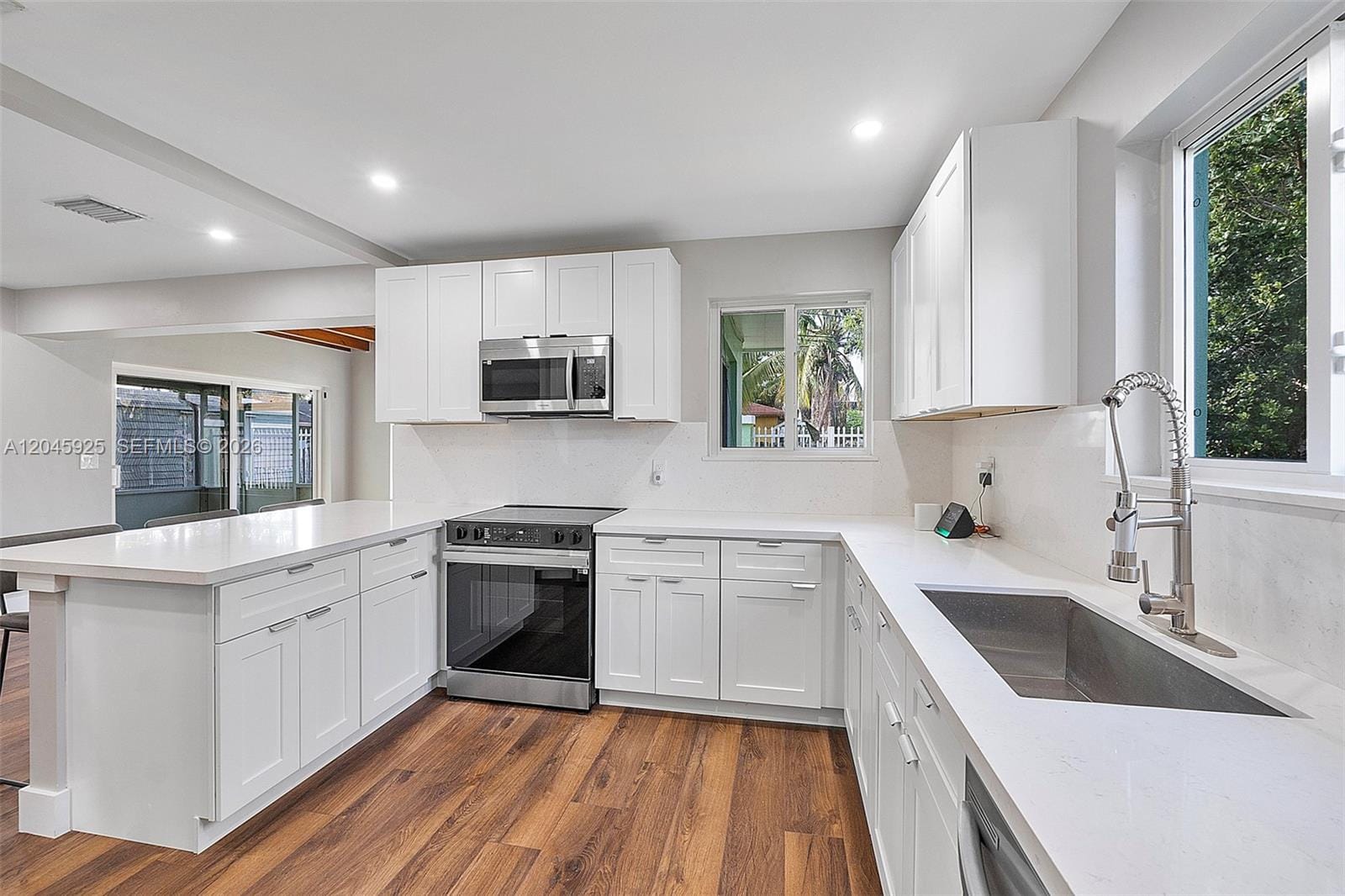 2230 Atlanta Street . — photo 12