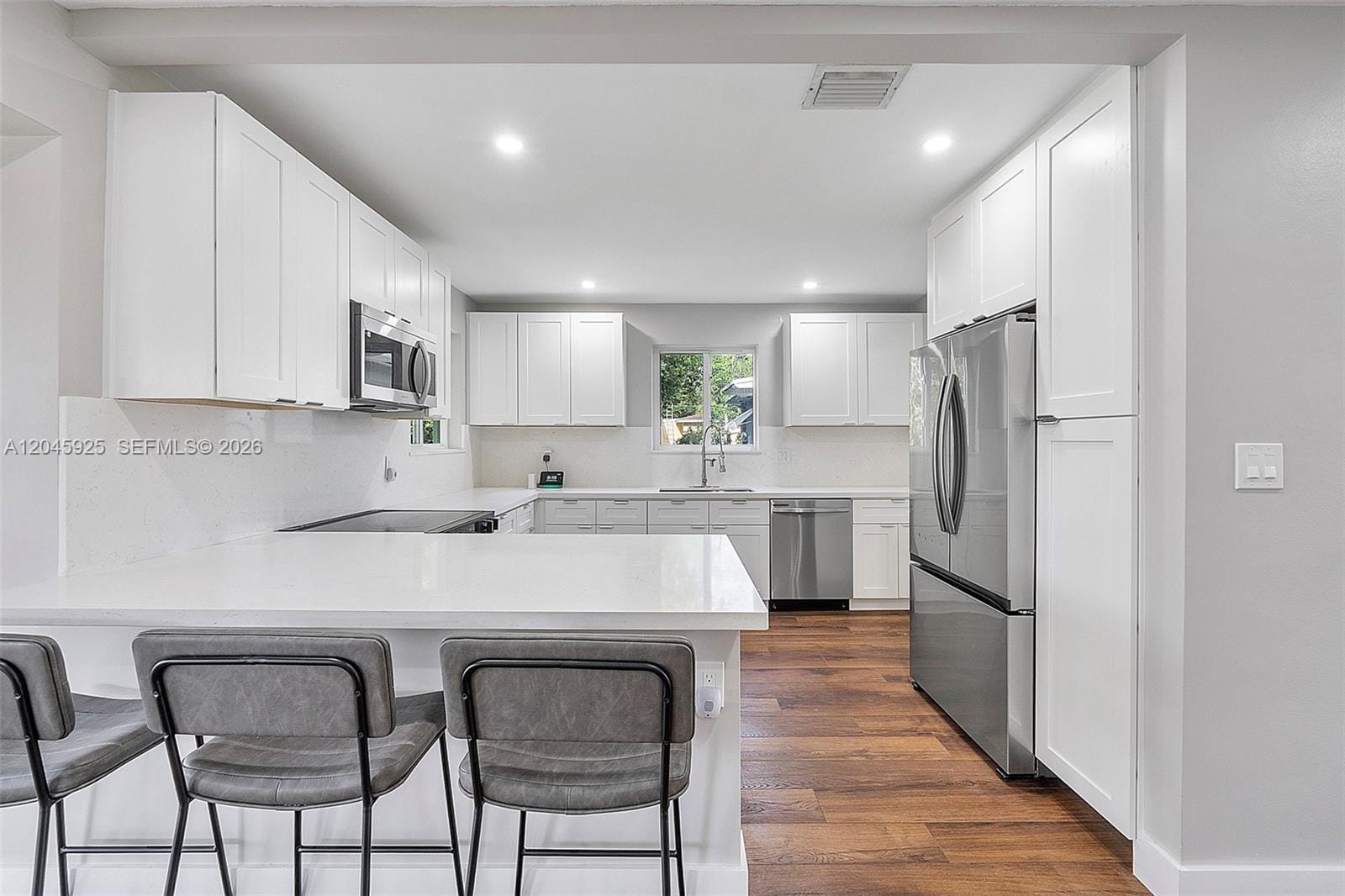 2230 Atlanta Street . — photo 9