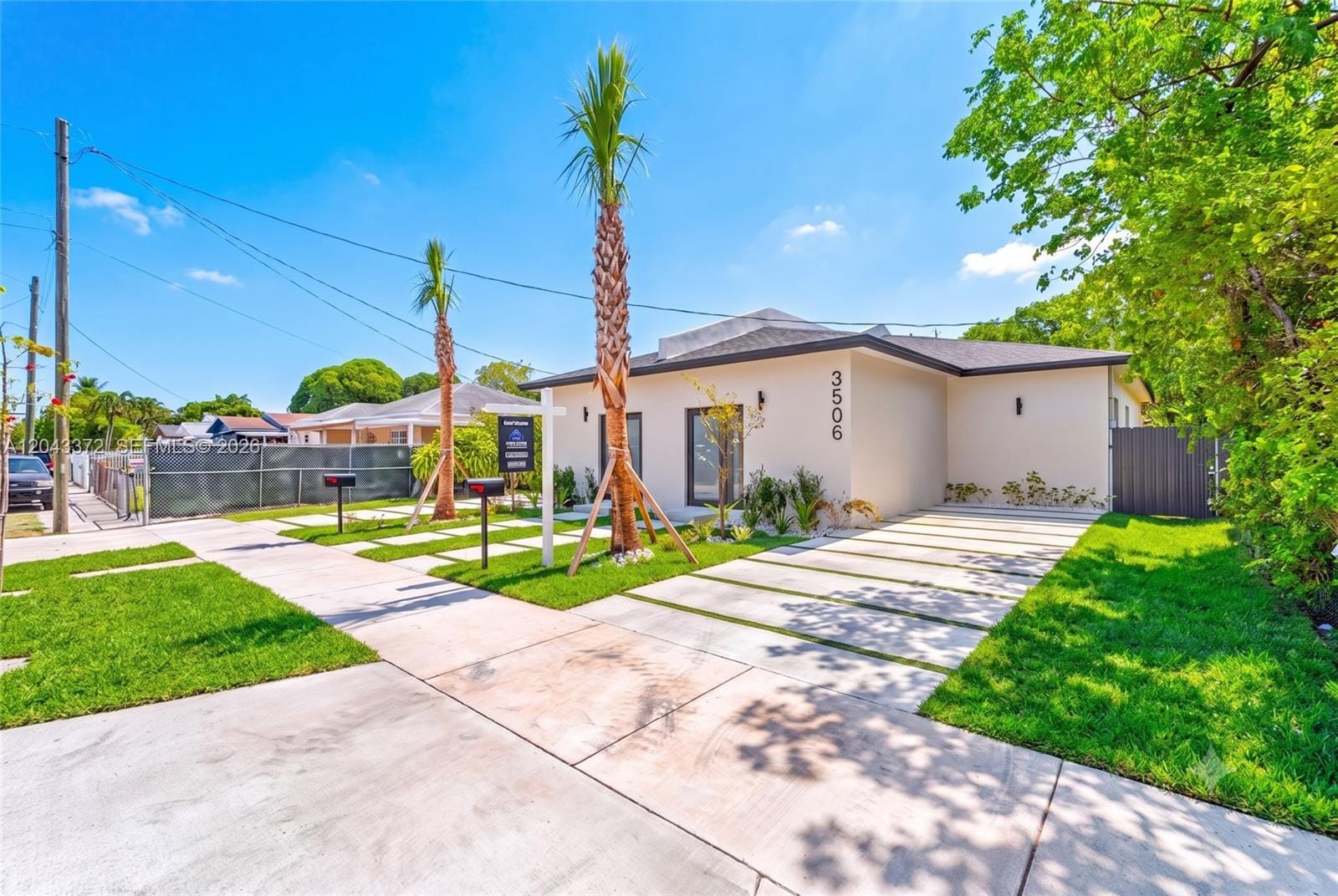 3506 NW 9th Avenue — photo 4