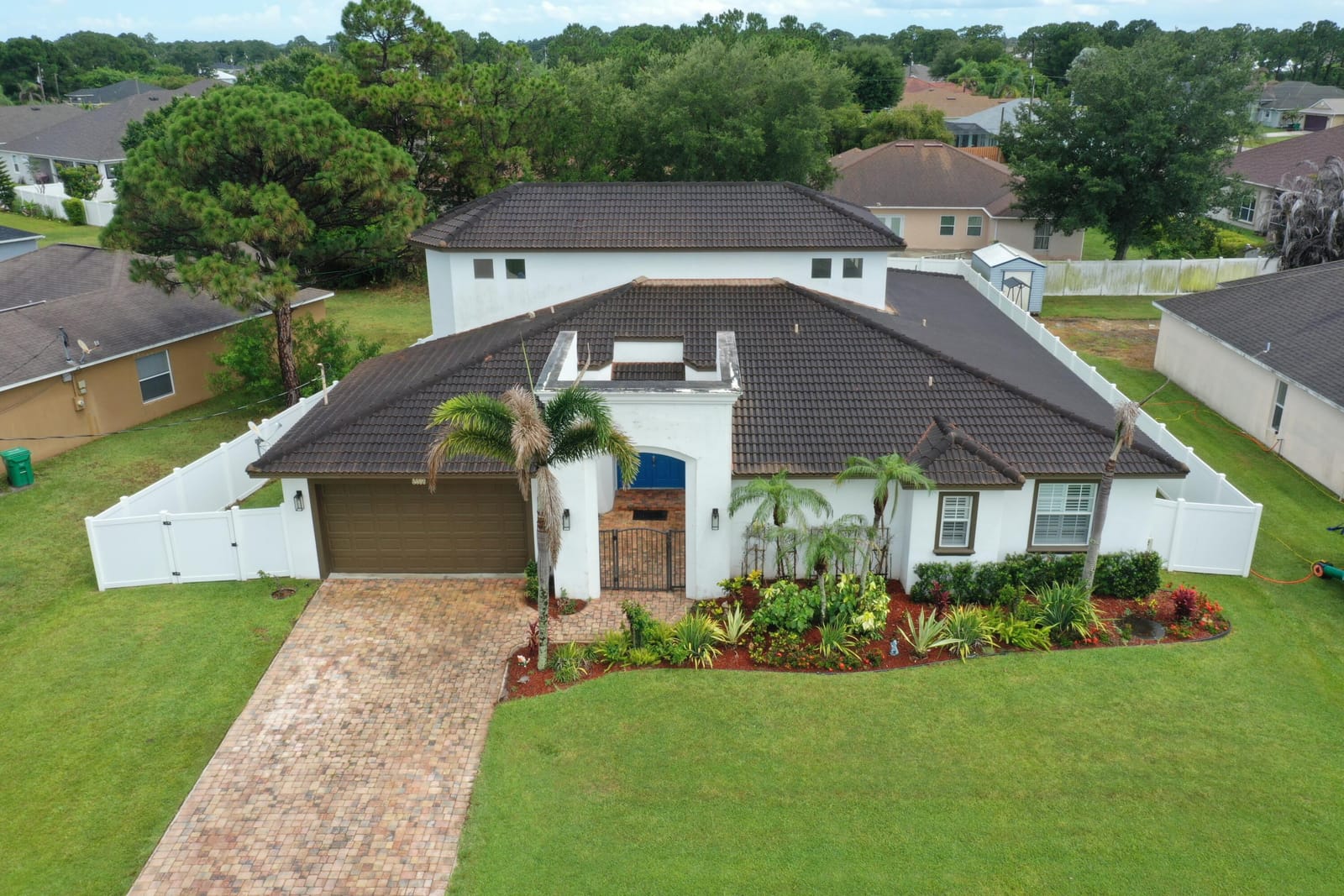 6008 NW Winfield Drive, Port St. Lucie, FL 34986