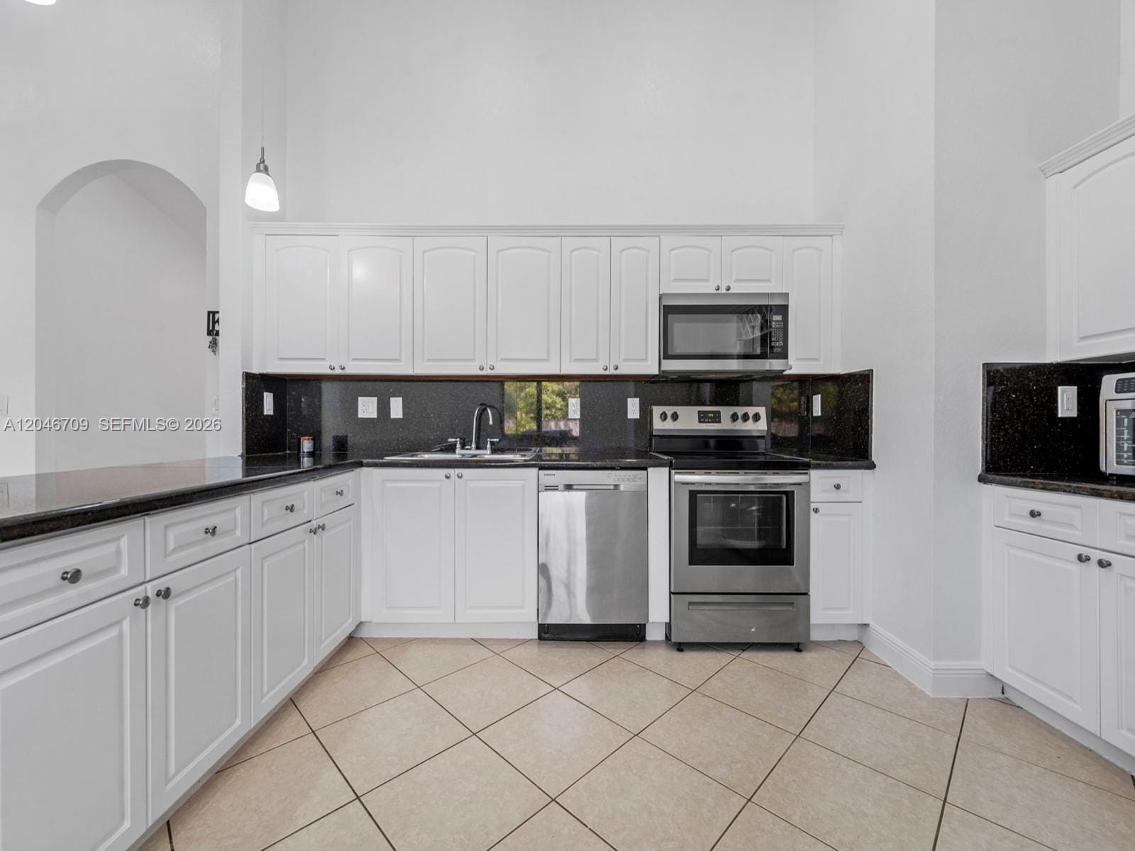 13205 SW 218th Terrace, Miami, FL 33170 photo 23
