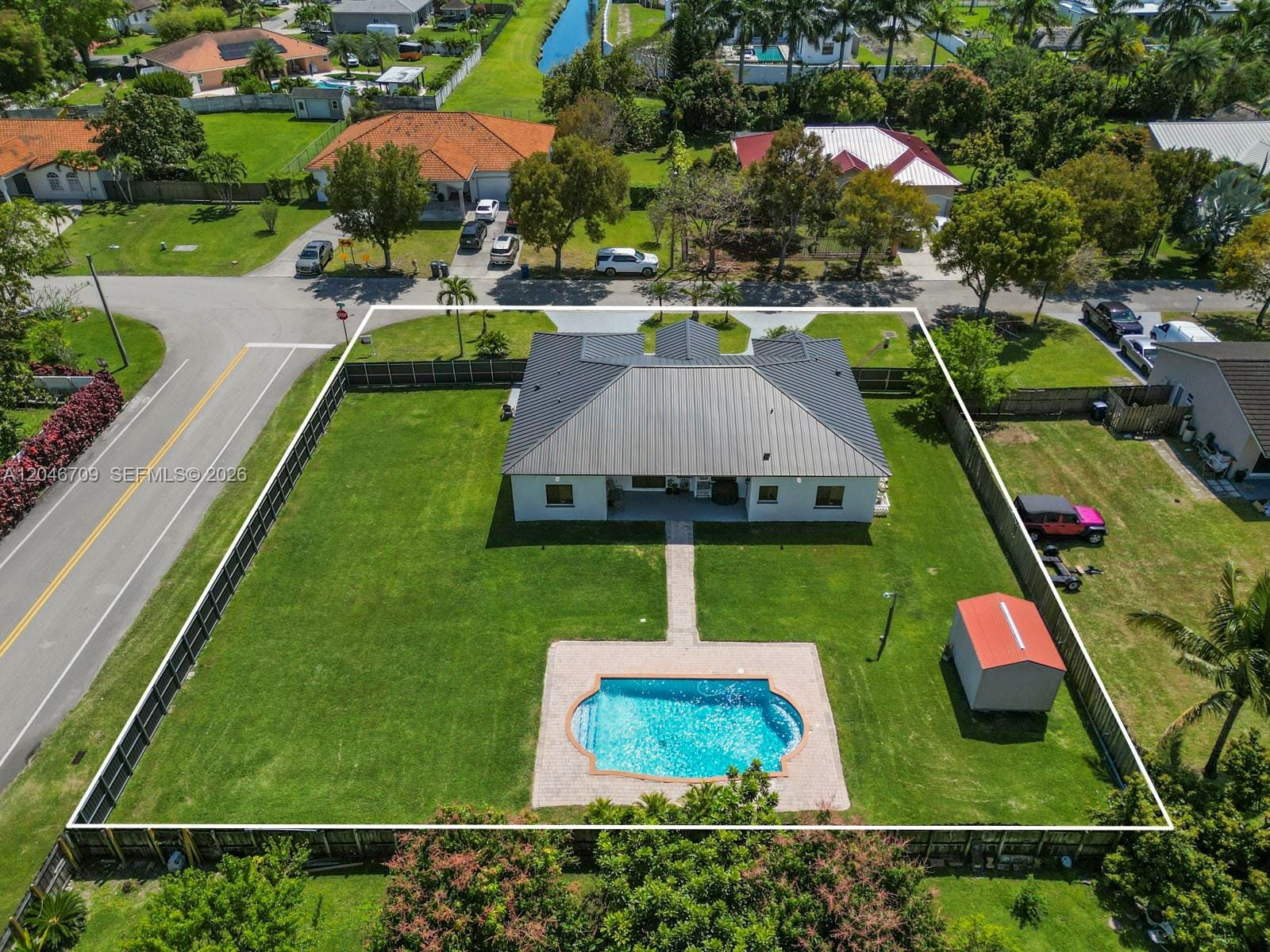 13205 SW 218th Terrace, Miami, FL 33170 photo 6