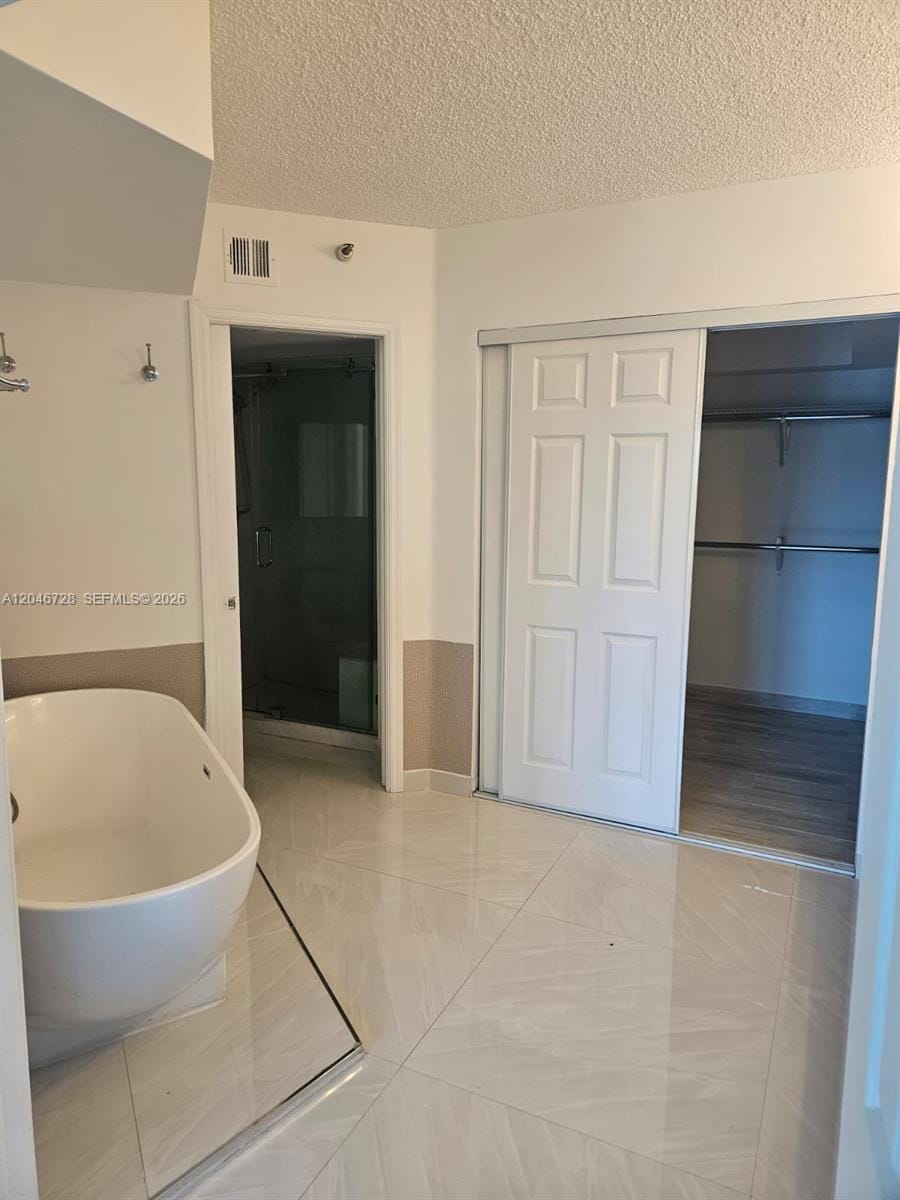 3530 Mystic Pointe Drive 405, Aventura, FL 33180 photo 15