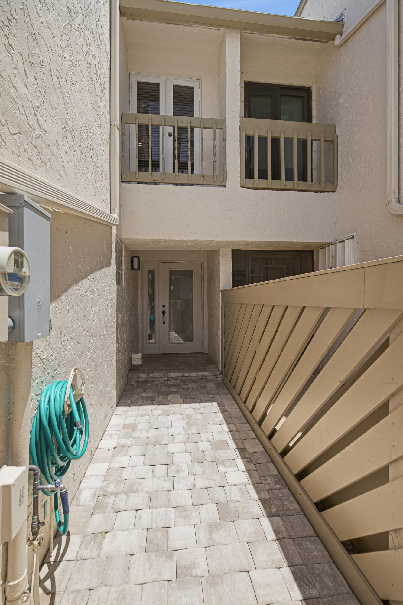 6024 Glendale Drive — photo 4