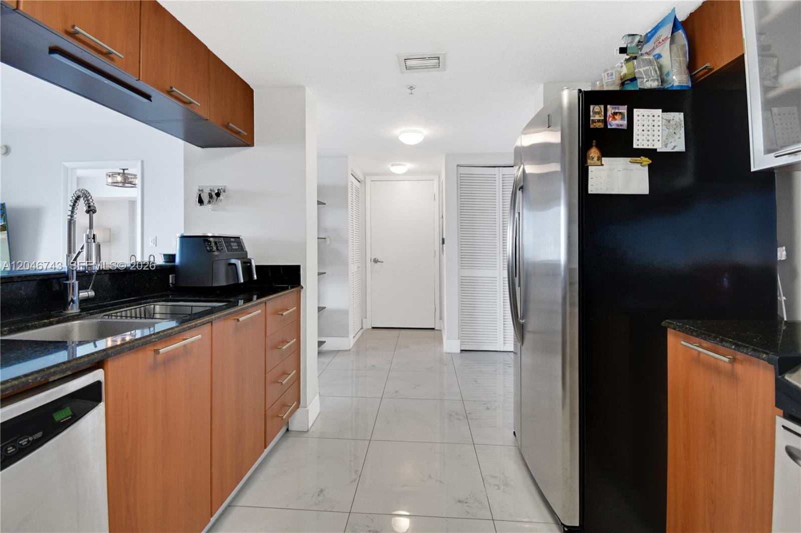 1800 N Bayshore Drive 4106 — photo 9