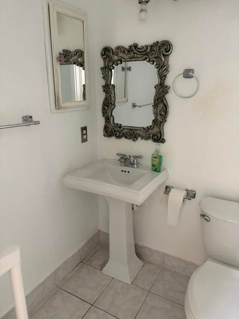 381 Mansfield J — photo 11