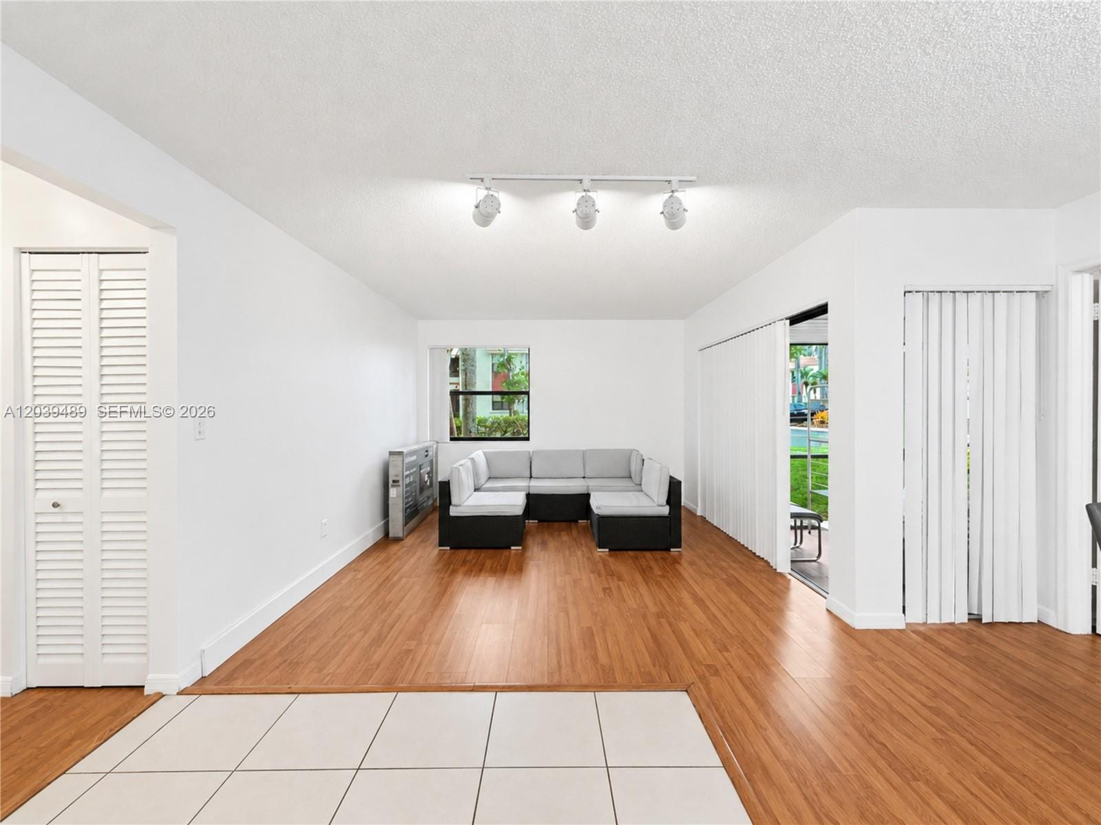 20135 NE 3rd Court 1, Miami, FL 33179 photo 13