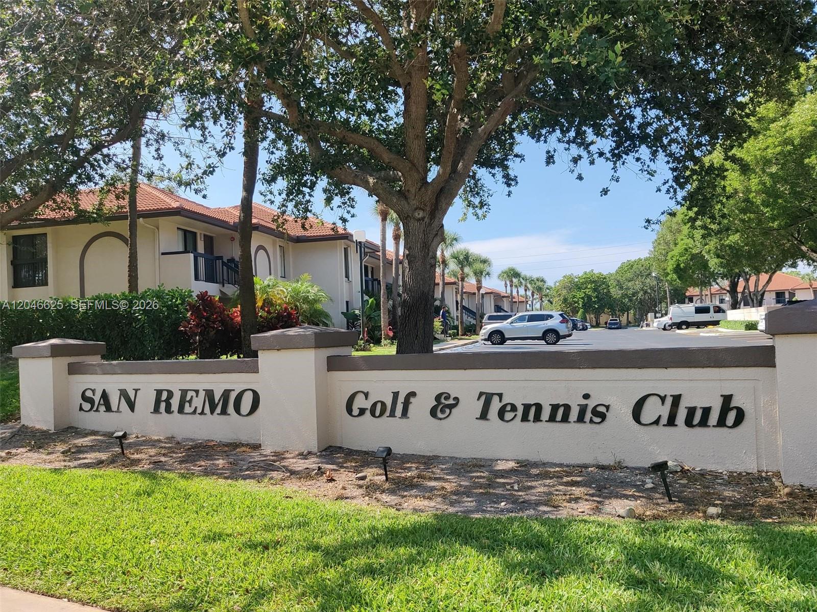 300 E Club Circle 108, Boca Raton, FL 33487