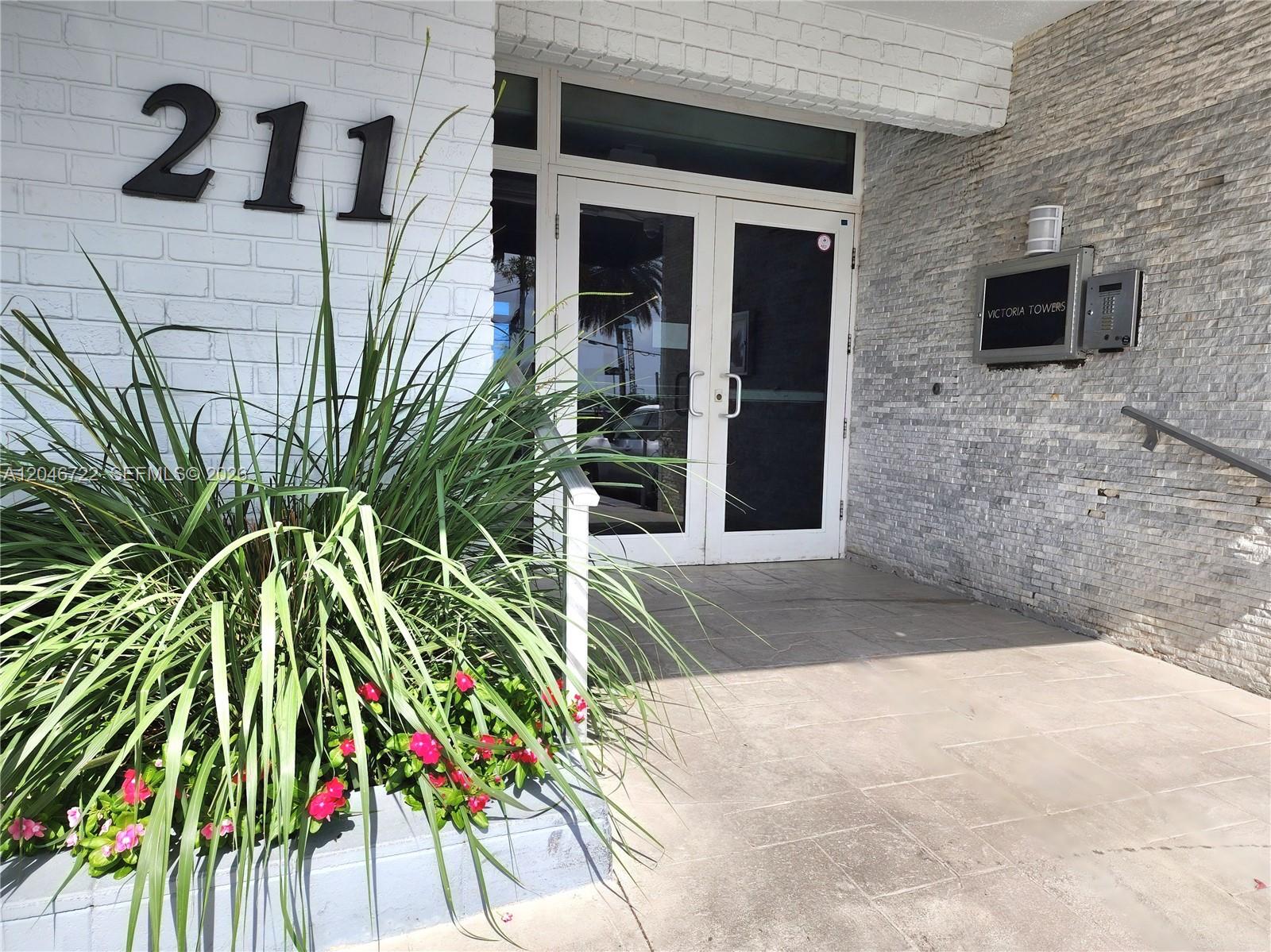 211 S Ocean Drive 501, Hollywood, FL 33019