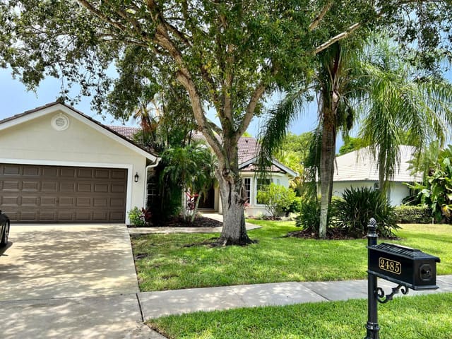 2485 Stonegate Drive, Wellington, FL 33414