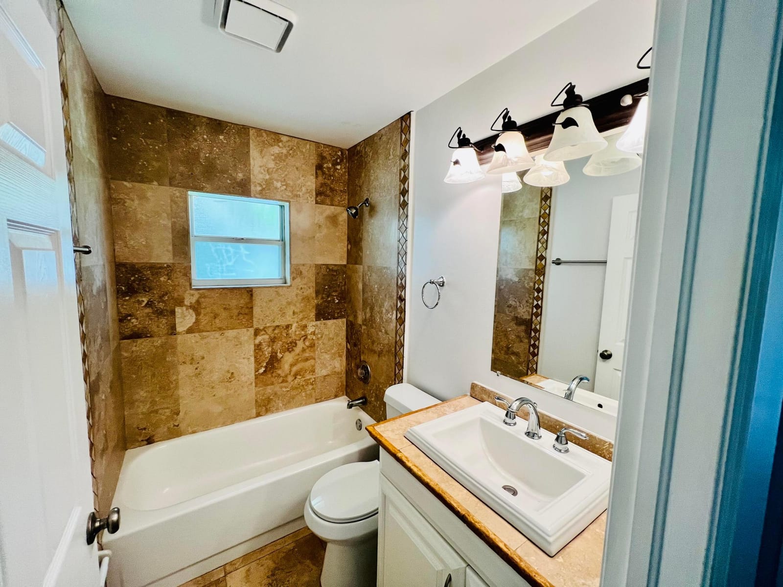 2485 Stonegate Drive — photo 12