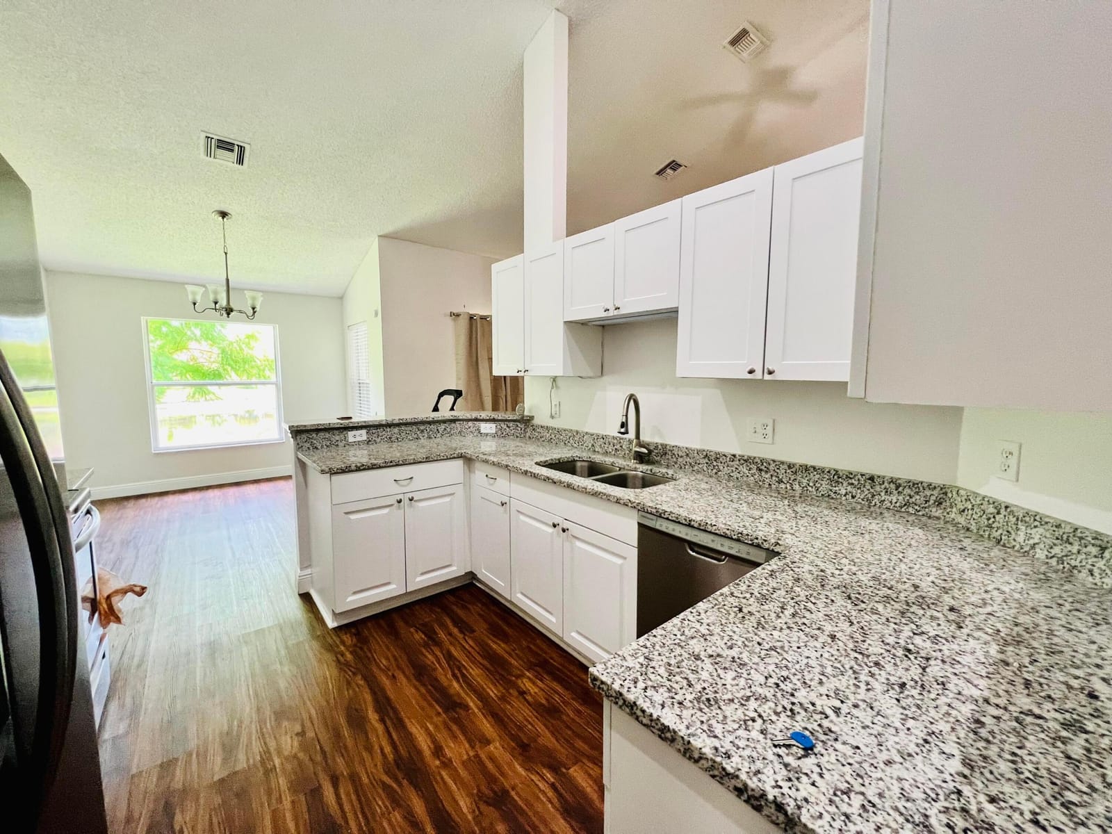 2485 Stonegate Drive — photo 4