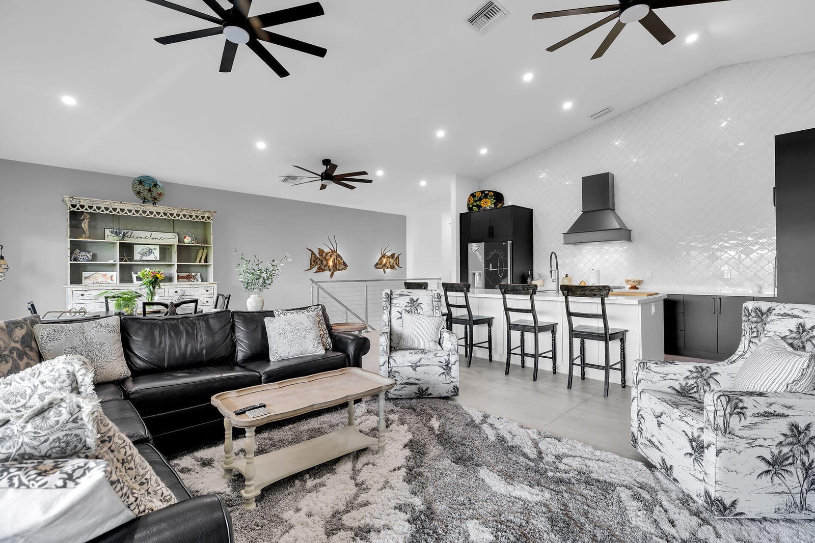 239 W Seaview Drive — photo 3