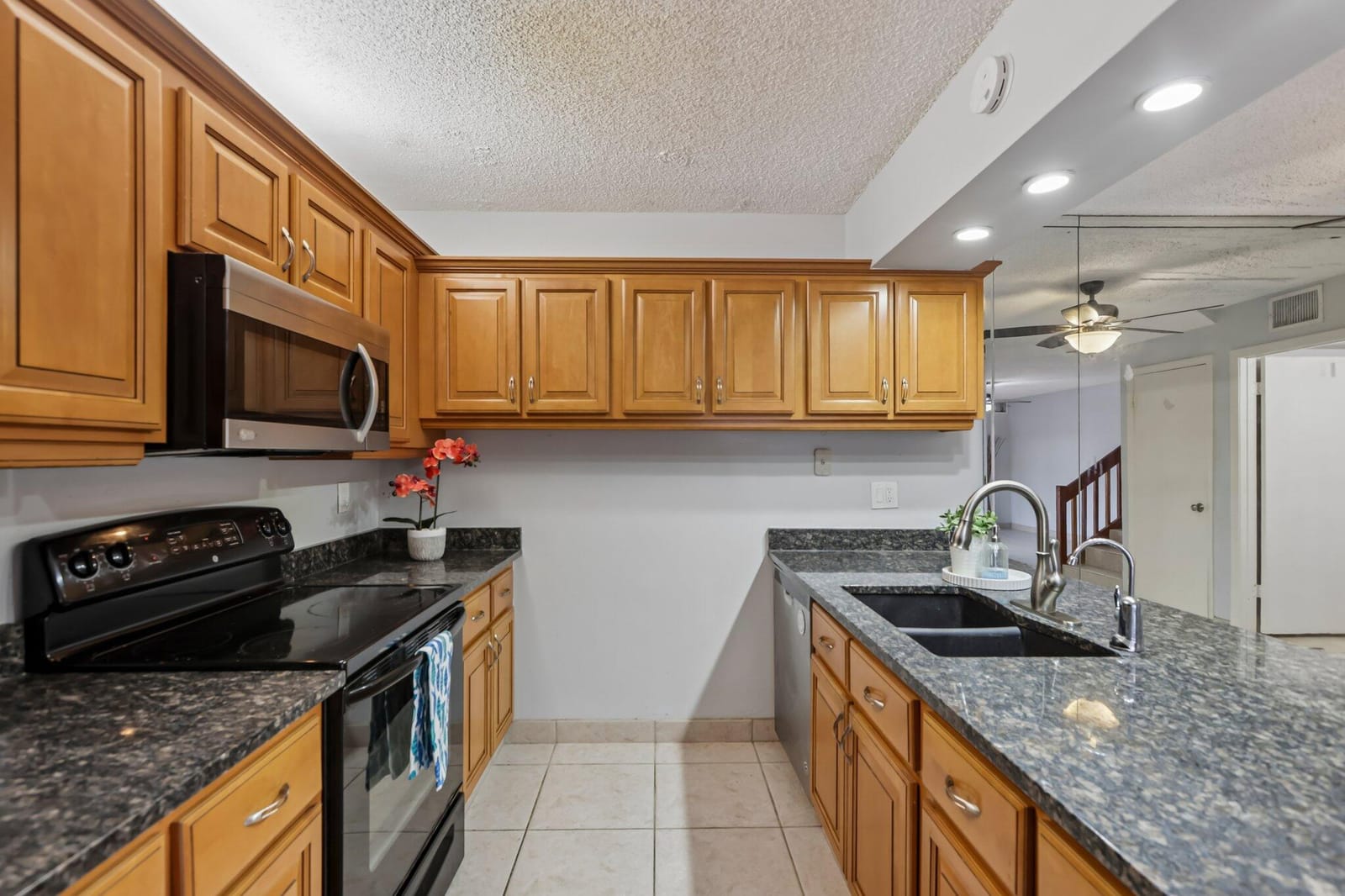 1176 SW 118th Terrace — photo 5