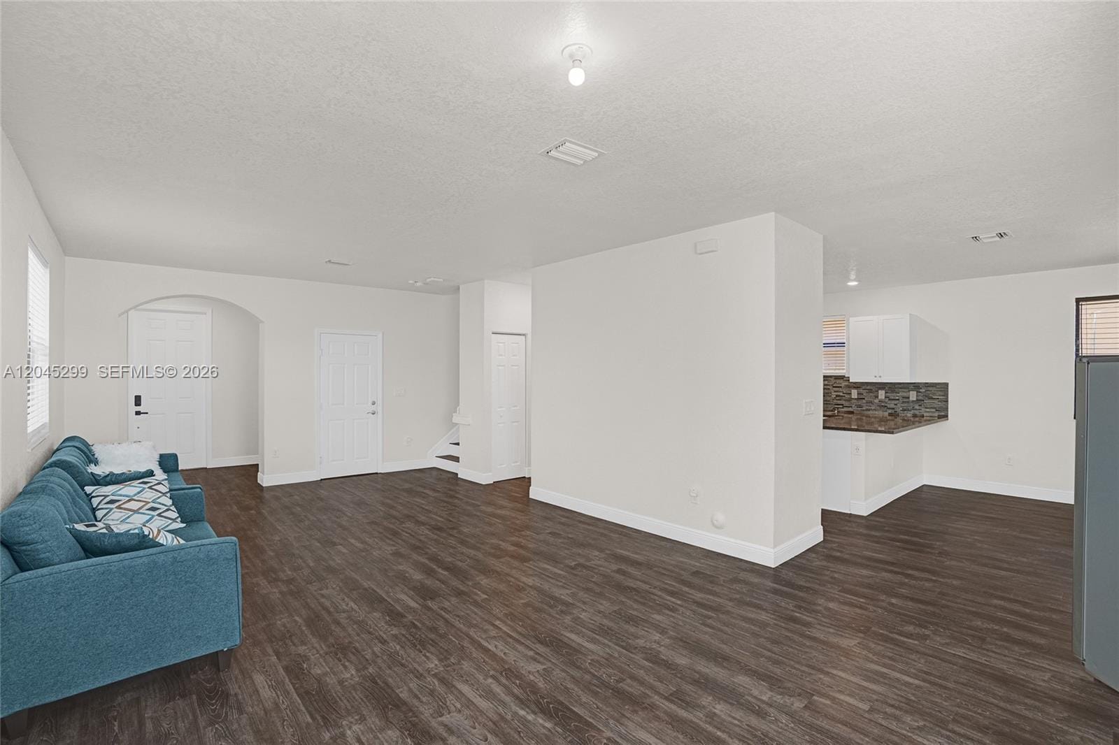 2502 NE 1st Street 0 — photo 5