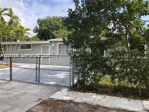 1575 NW 127th Street ., North Miami, FL 33167