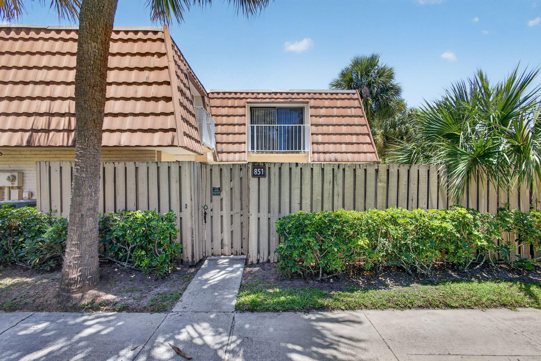 851 Blue Ridge Circle, West Palm Beach, FL 33409
