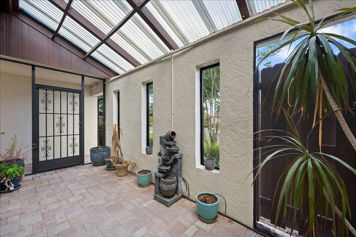 6774 Wheaton Lane, Lake Worth, FL 33467 photo 5
