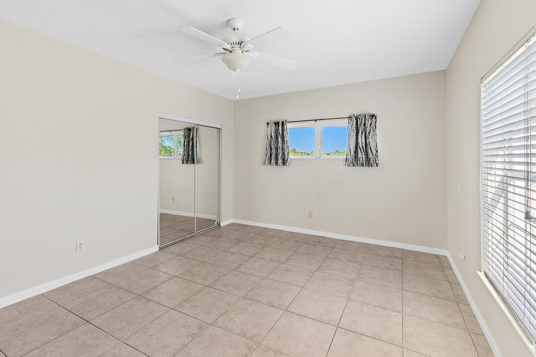 2127 SE Wild Meadow Circle, Port St. Lucie, FL 34952 photo 13
