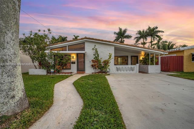 1514 Liberty Street, Hollywood, FL 33020