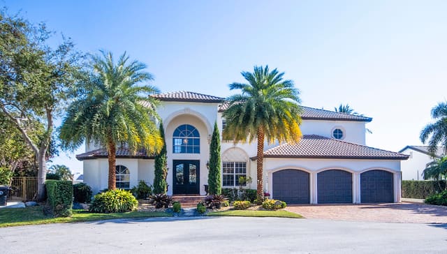4040 NE 25th Avenue, Venetian Isles 2nd, Lighthouse Point, FL