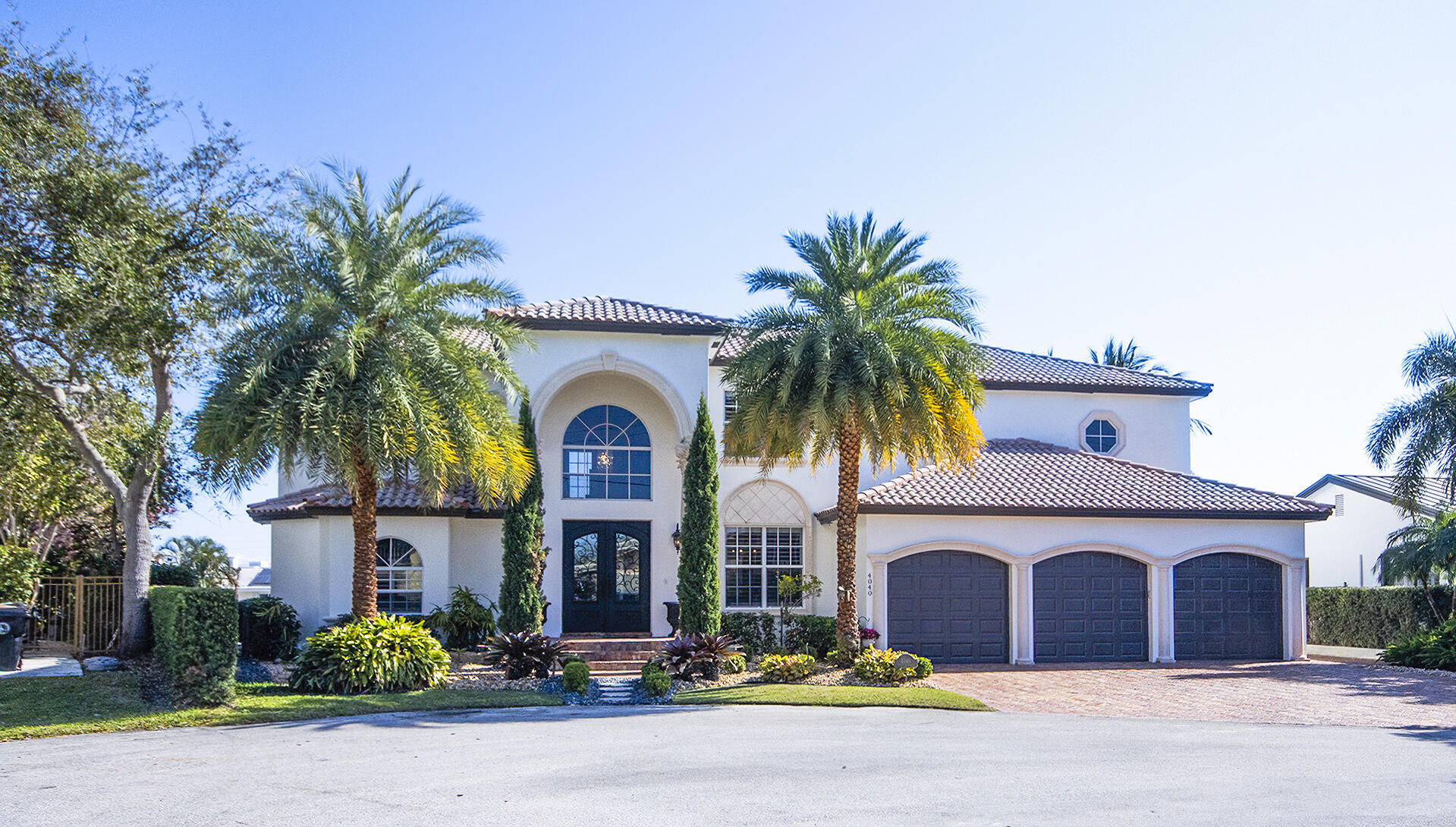 4040 NE 25th Avenue, Lighthouse Point, FL 33064