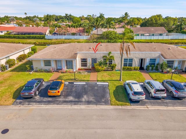 8932 Warwick Drive 419, Boca Lakes, Boca Raton, FL