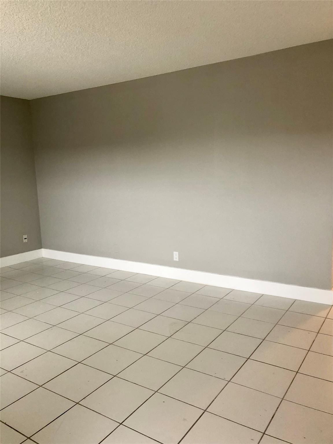 500 NE 2nd Street 215 — photo 5