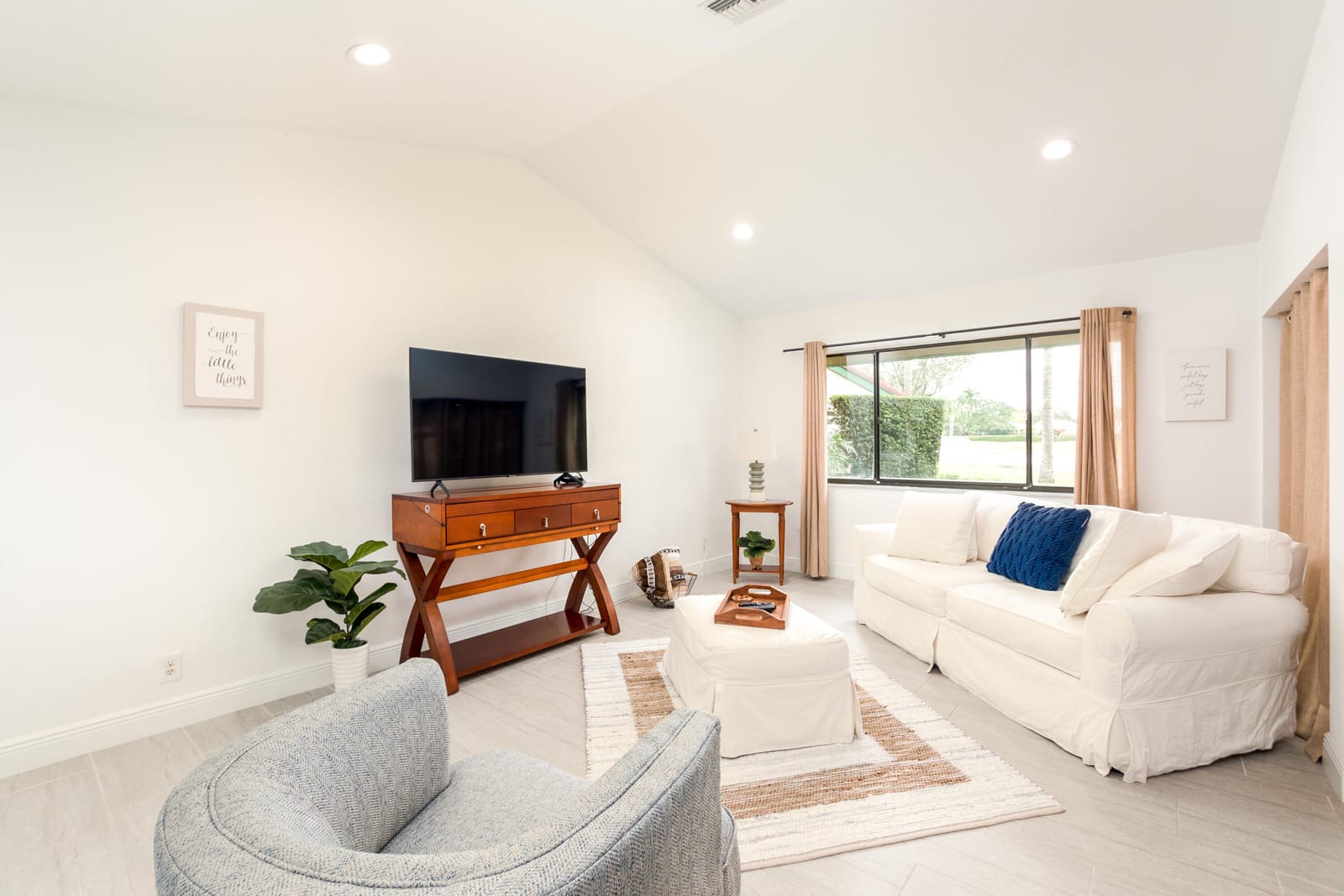 3 Lexington Lane E A — photo 4