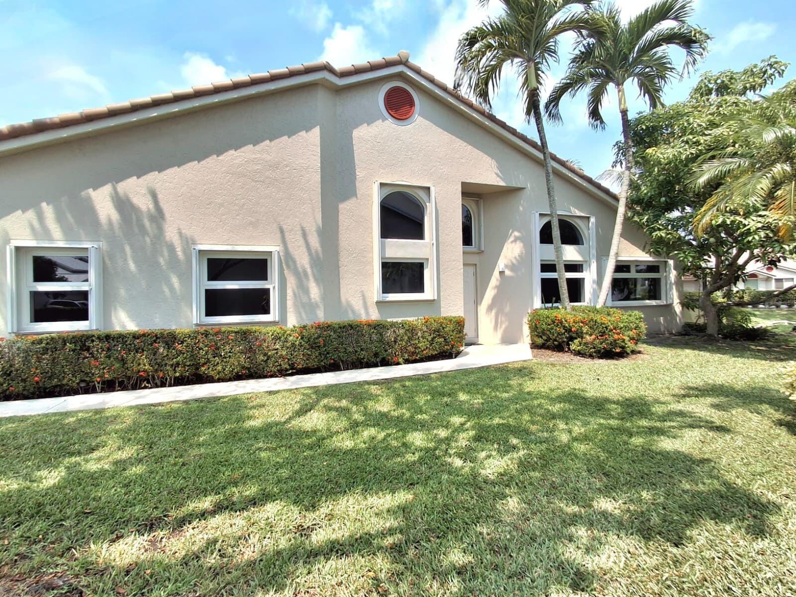 7400 Pinewalk Drive S, Margate, FL 33063 photo 1