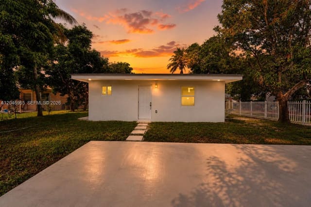 521 NW 33rd Avenue 1, Miami, FL 33125