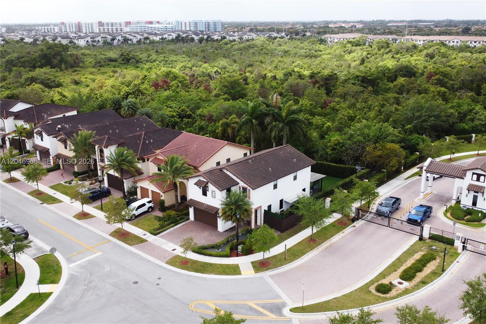 8774 NW 103rd Avenue, Doral, FL 33178