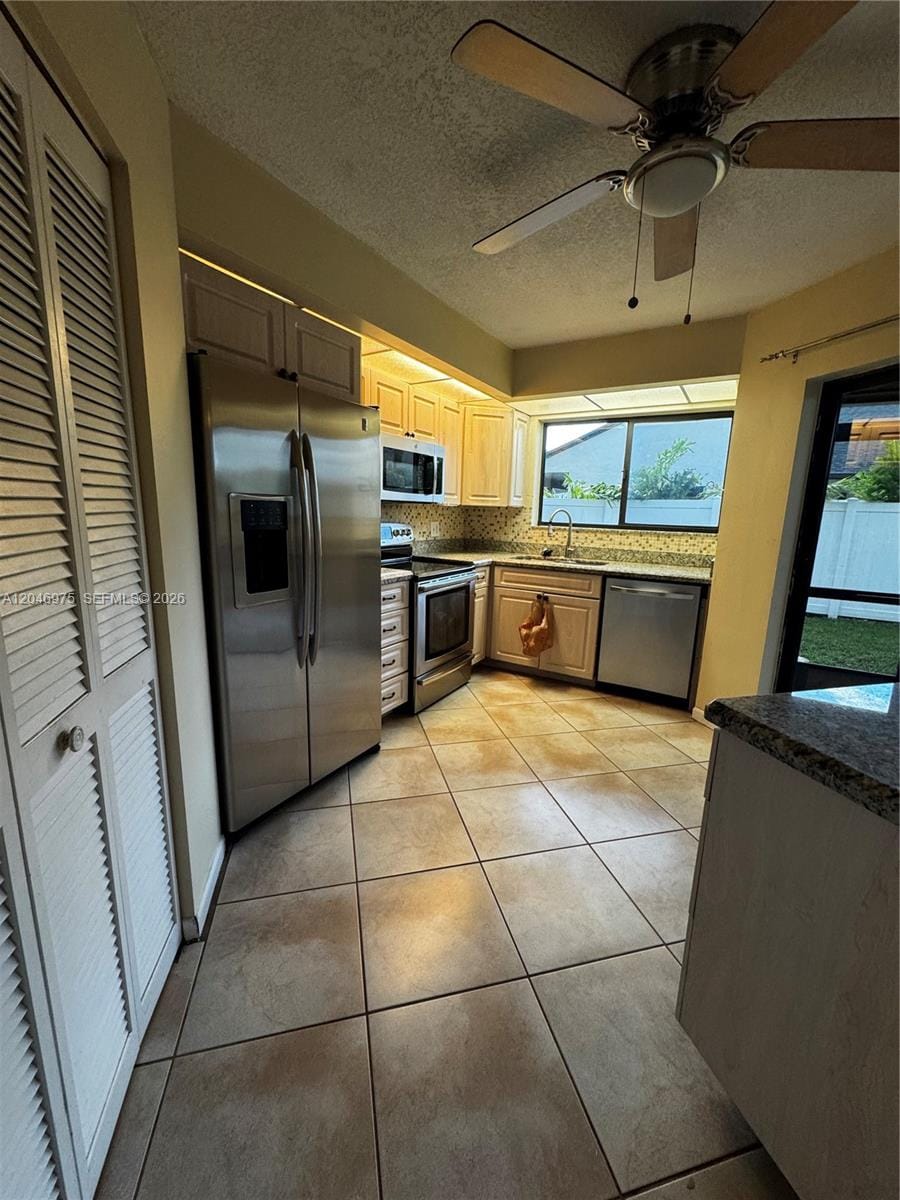 951 SW 109th Avenue — photo 7