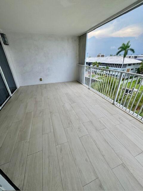 3100 NE 47th Court 401, Fort Lauderdale, FL 33308