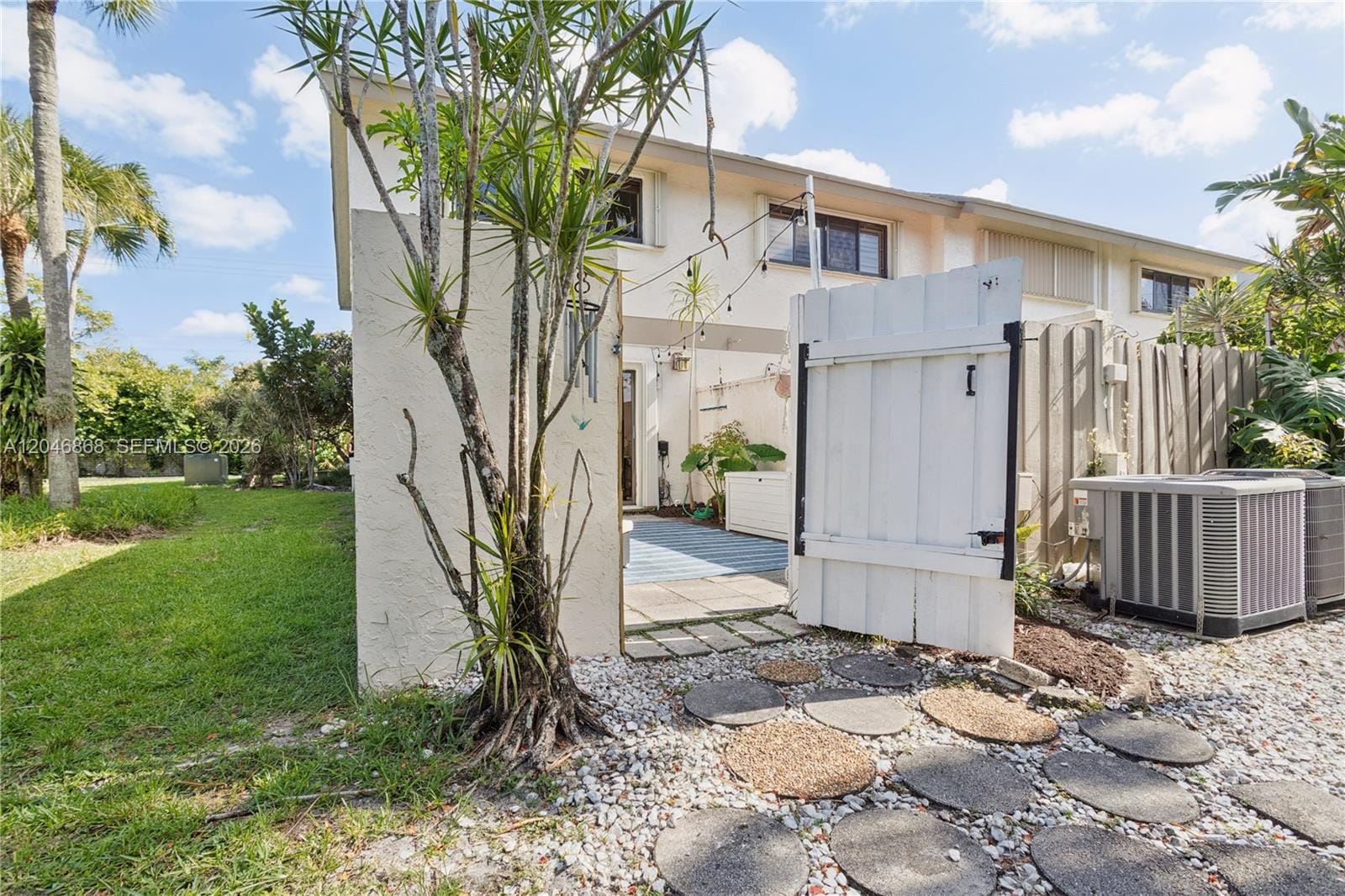 3050 S Oakland Forest Drive 2008, Oakland Park, FL 33309 photo 12