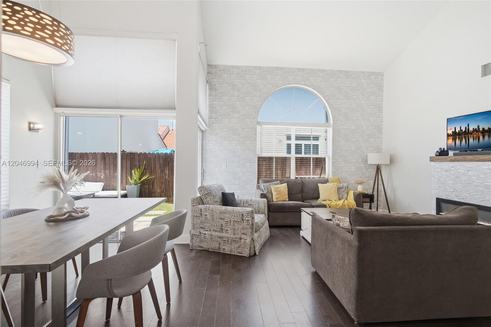 3715 Valais Drive — photo 7