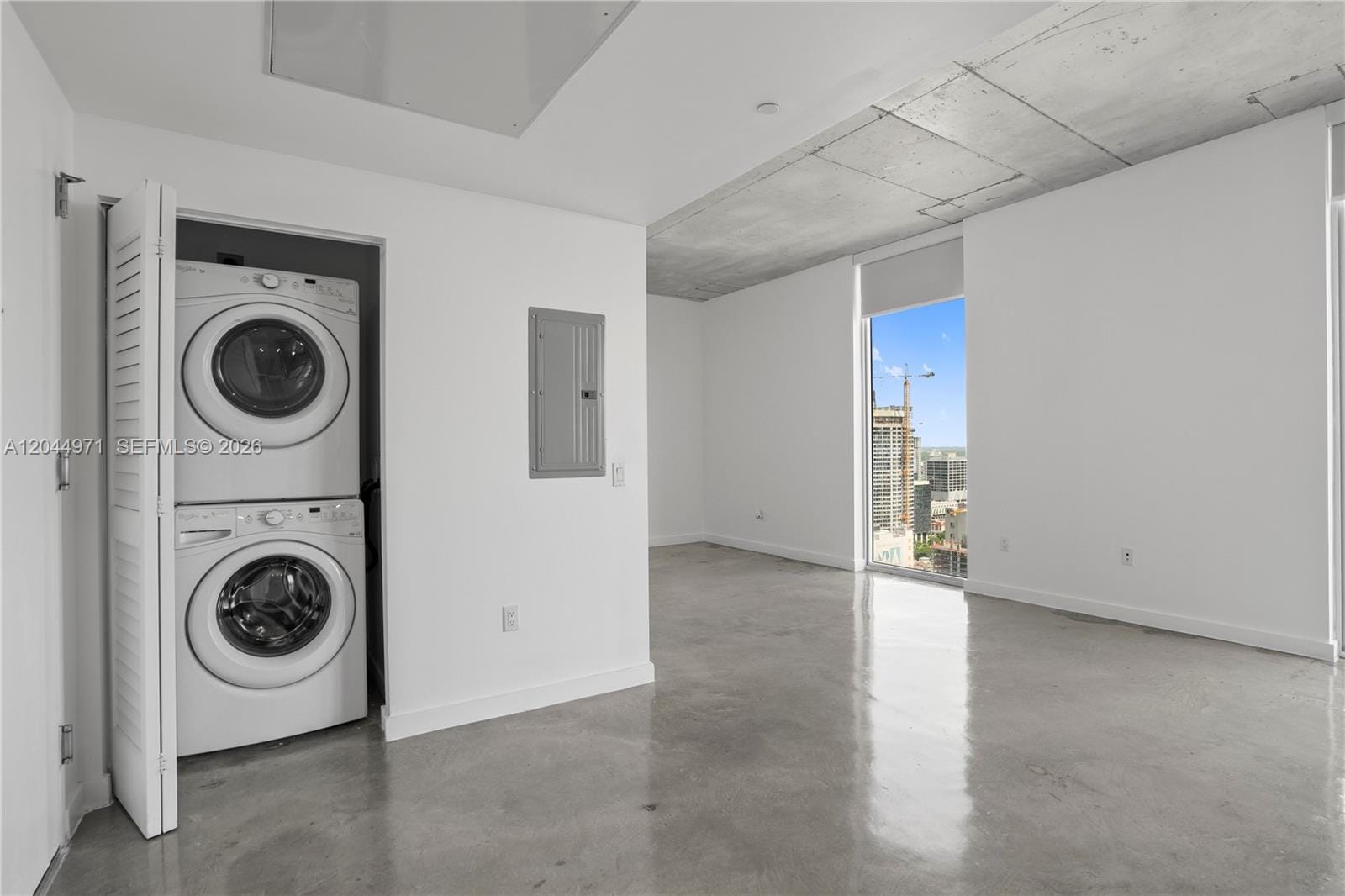 151 SE 1st Street PH04, Miami, FL 33131 photo 11