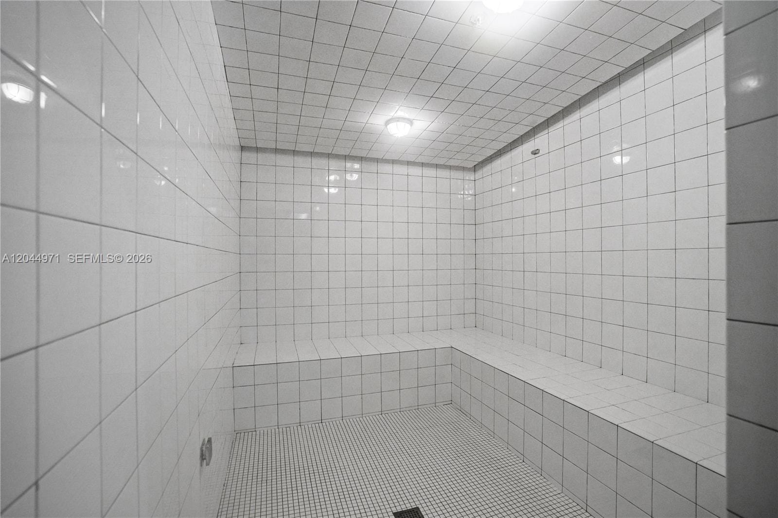 151 SE 1st Street PH04, Miami, FL 33131 photo 23