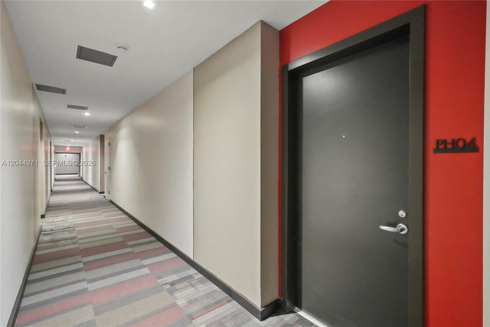 151 SE 1st Street PH04, Miami, FL 33131 photo 7