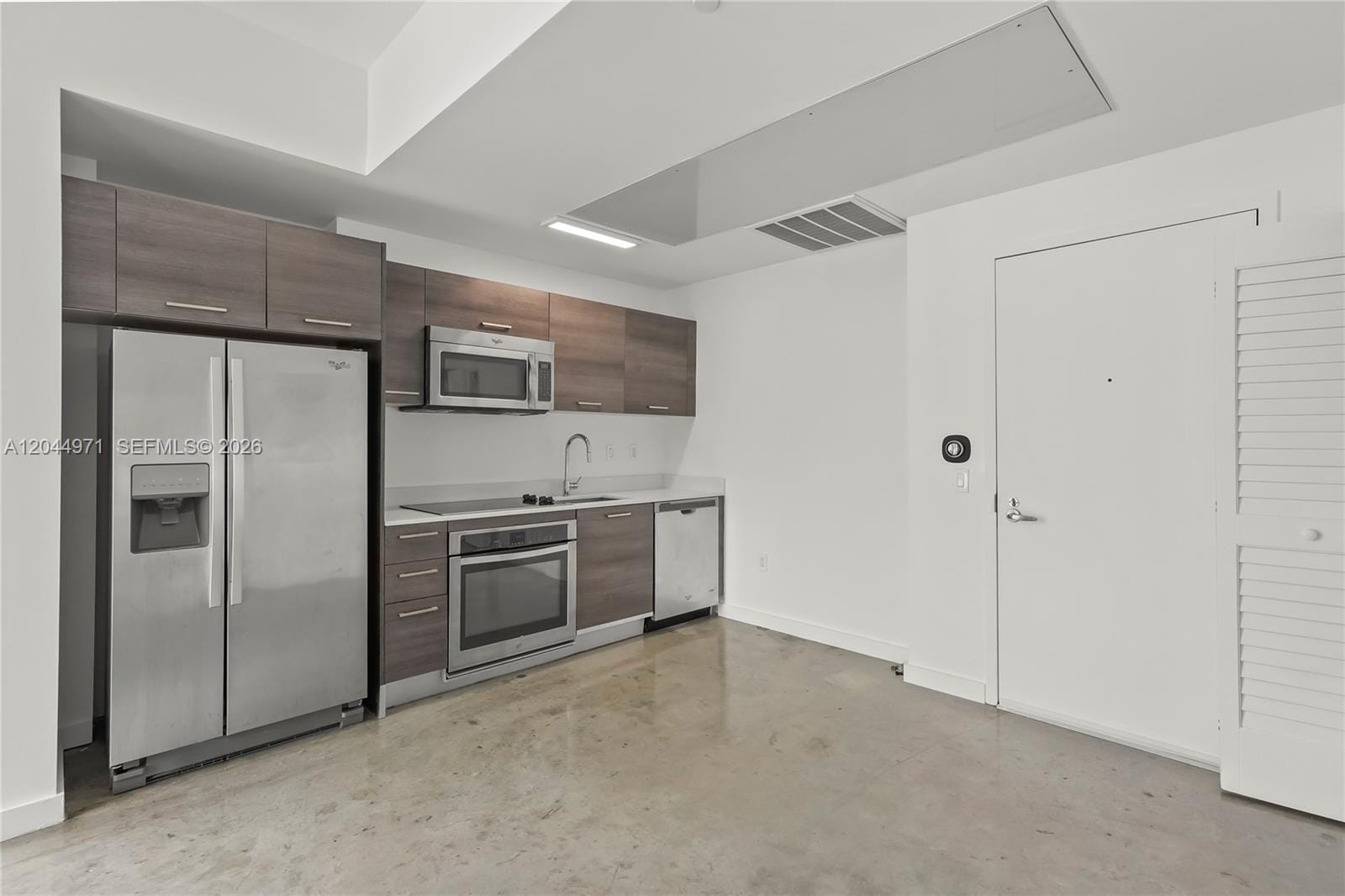 151 SE 1st Street PH04, Miami, FL 33131 photo 8