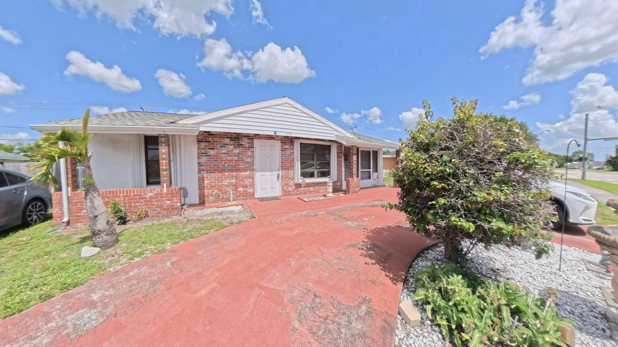 372 NW Airoso Boulevard, Port St. Lucie, FL 34983