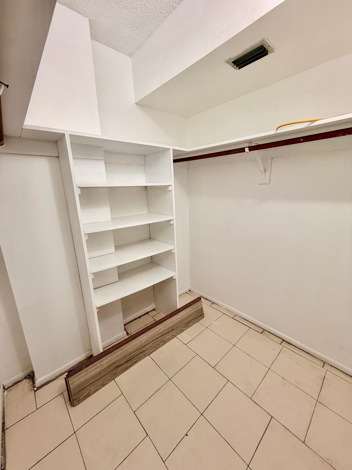 12500 NE 15th Avenue 516 — photo 11