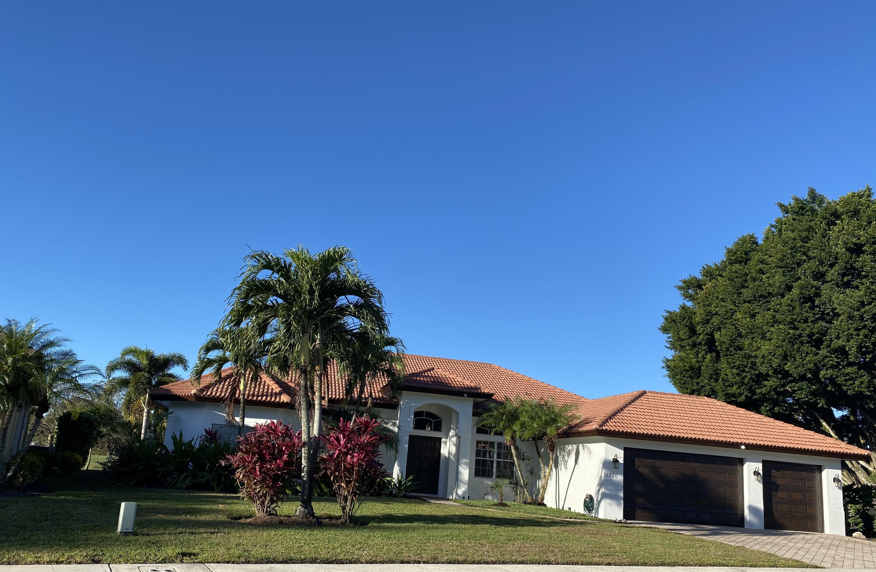 1920 S Club Drive, Wellington, FL 33414