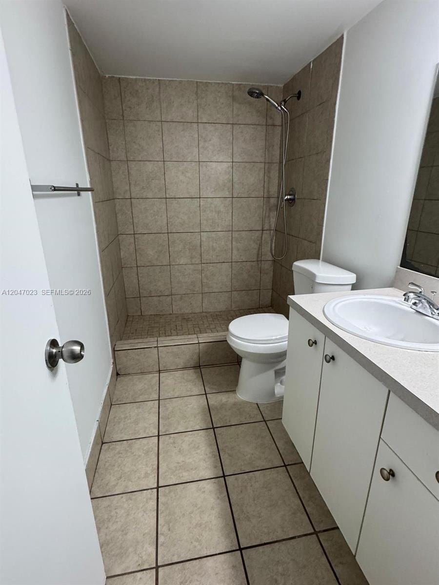 411 Executive Center Drive 203 — photo 5