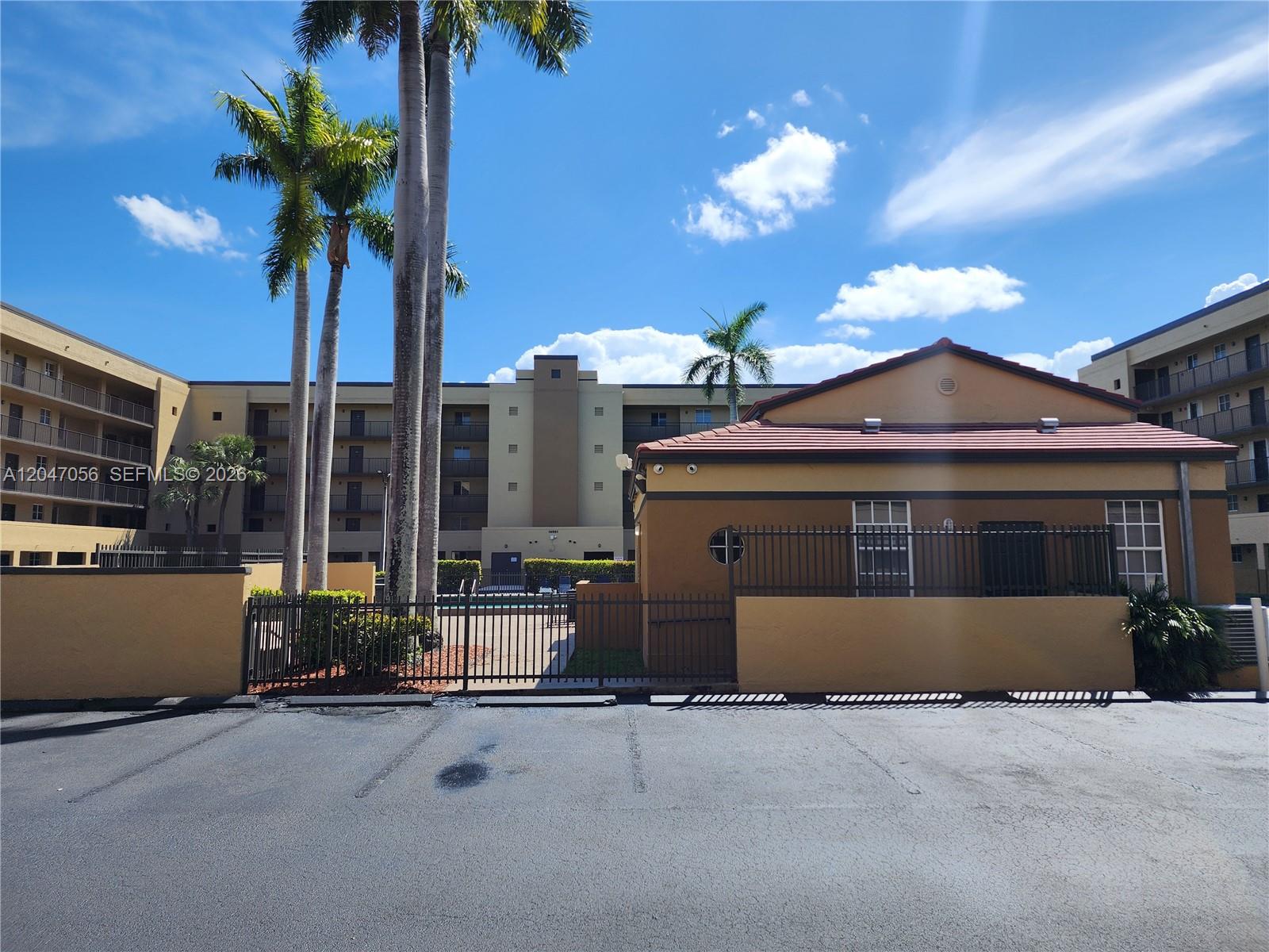 14901 SW 82nd Terrace 1103, Miami, FL 33193
