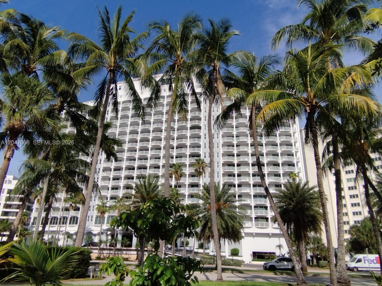 5401 Collins Avenue 1110, Miami Beach, FL 33140