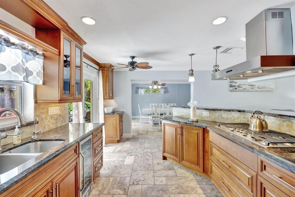 925 NE 25th Avenue, Pompano Beach, FL 33062 photo 14